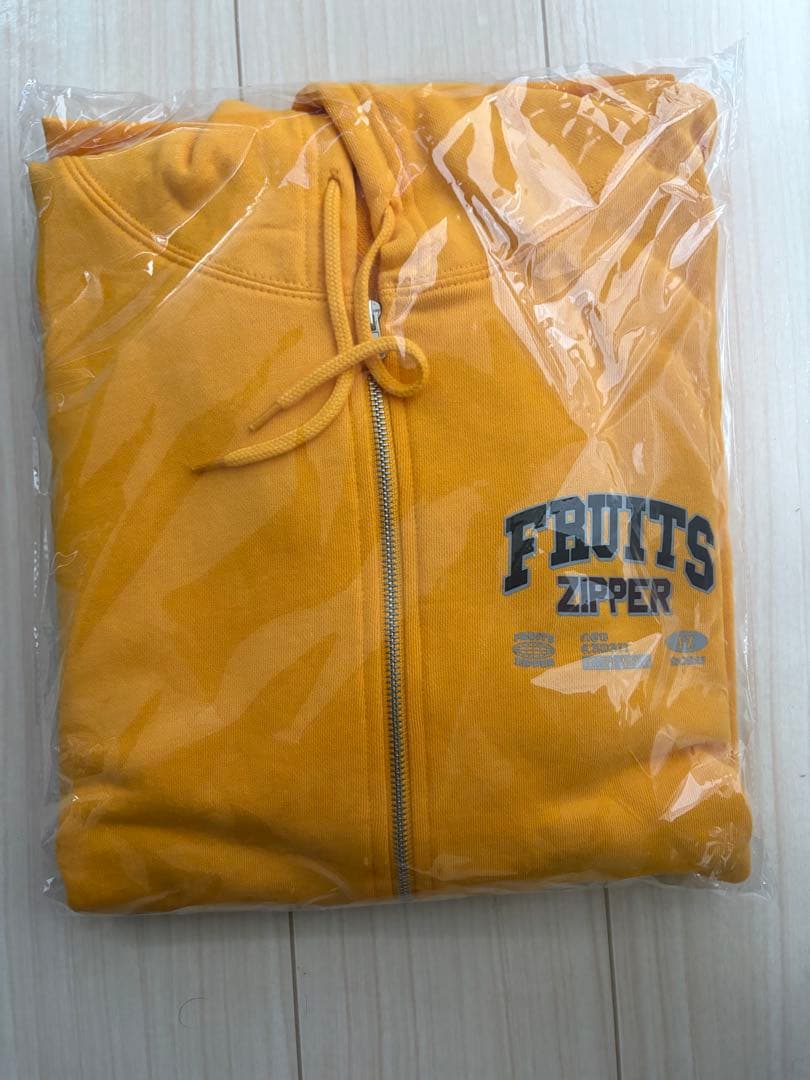 FRUITS ZIPPER 推しアピパーカー　鎮西寿々歌