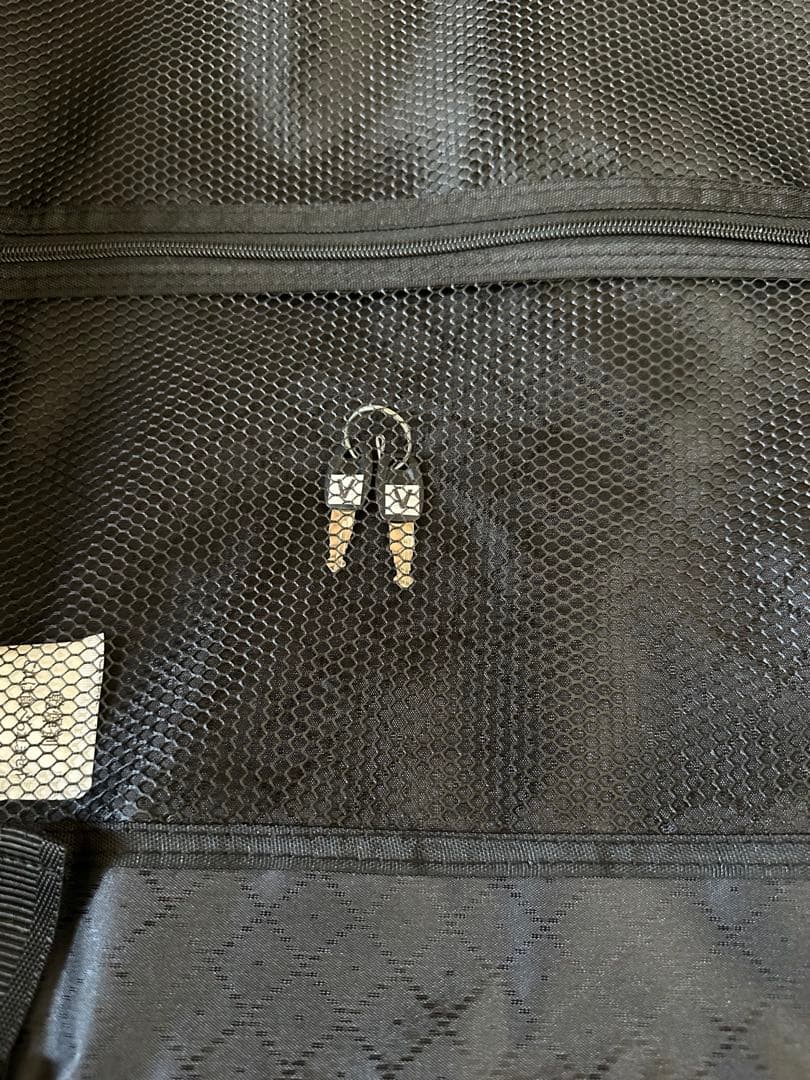 キャリーケース　Lサイズ