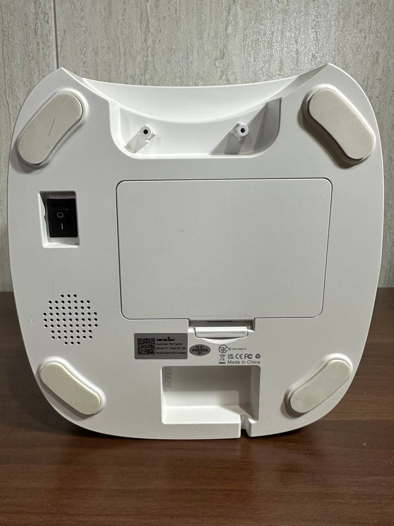 美品　Wansview 自動給餌器 猫犬対応 4L大容量　2個セット