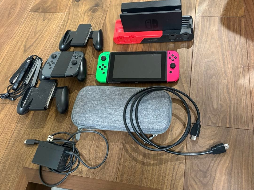 Switch 本体　コントローラー　周辺機器付き