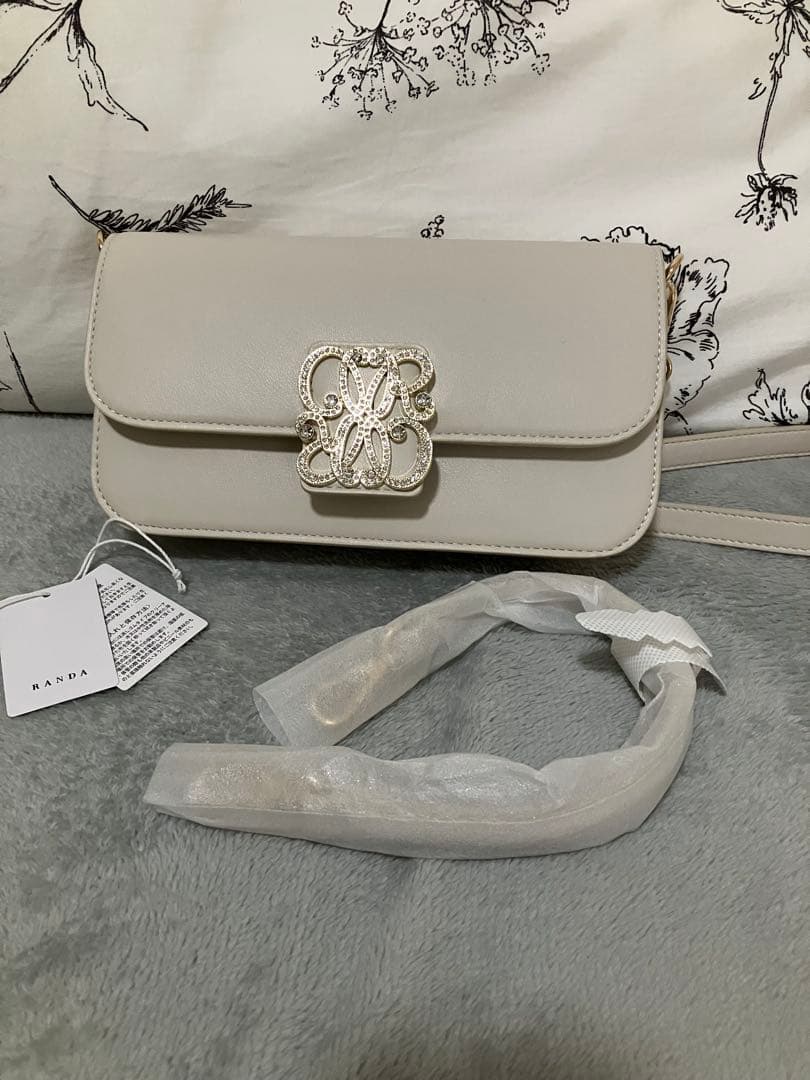 RANDAモノグラムビジューマルチWAYレクタングルバッグ