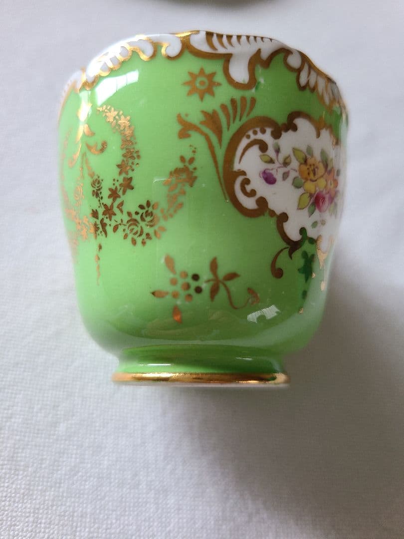 アンティーク英国名窯コルポート　デミタスカップ&ソーサー