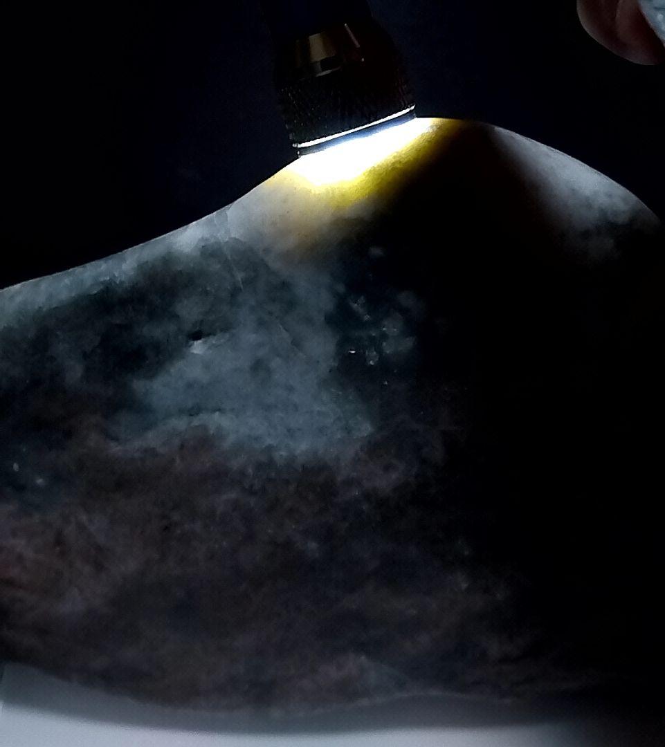 ★翡翠原石★糸魚川軟玉【姫川・転石磨き829ｇ】