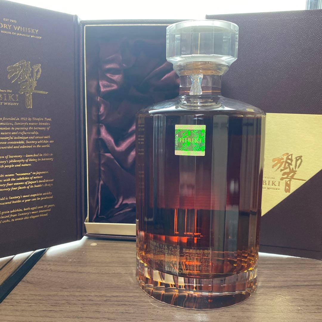 響Hibiki 30年 ウイスキー ギフトボックス入り　白箱付き