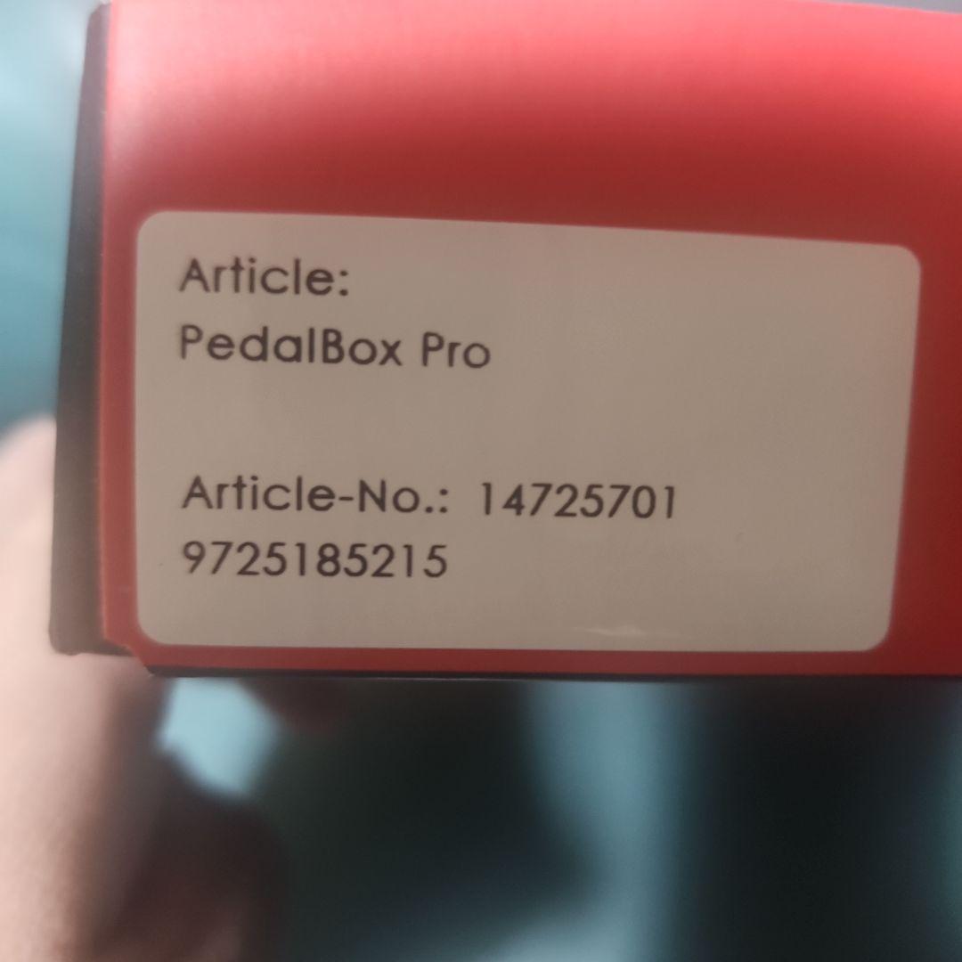 PedalBox Pro アクセルレスポンス装置