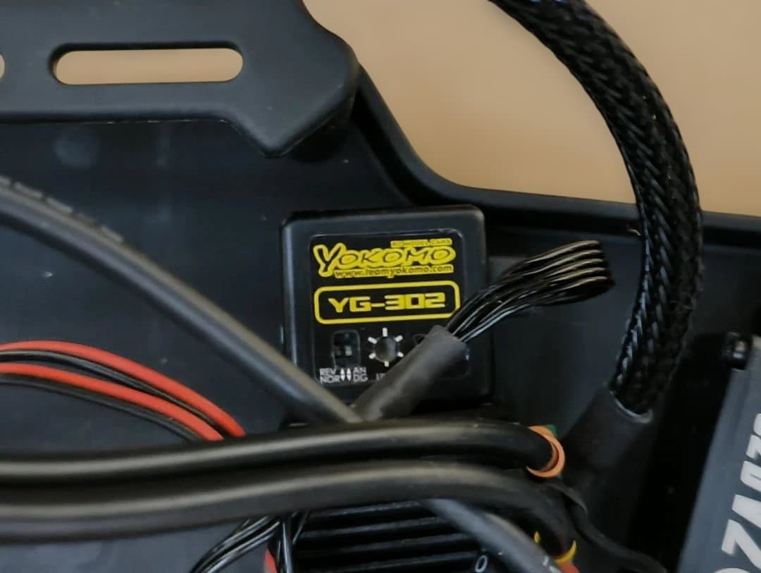 し*ん様 YD-2AC Type-Zベース　神威、BLC50、タイヤ・ホイールつ