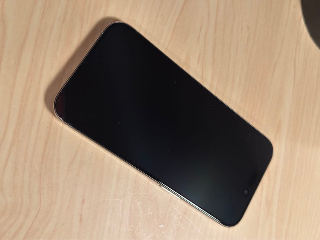 iPhone15Pro 256g ナチュラルチタニウム