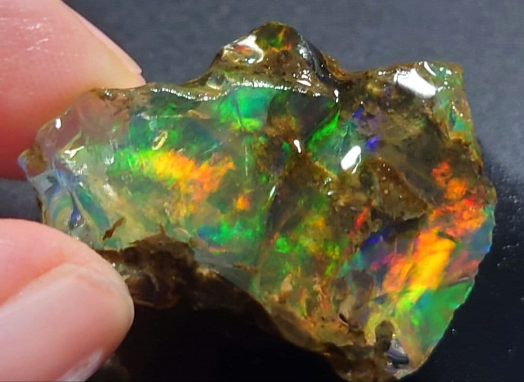 【30CT】エチオピア　オパール　鉱石　標本　遊色　クリア　虹色