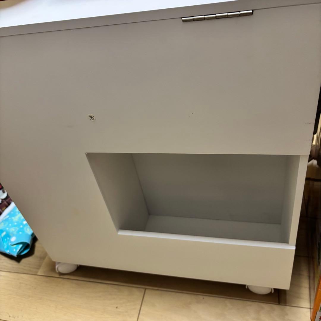 たっぷり収納コスメワゴン／リボン＆クリスタル取っ手