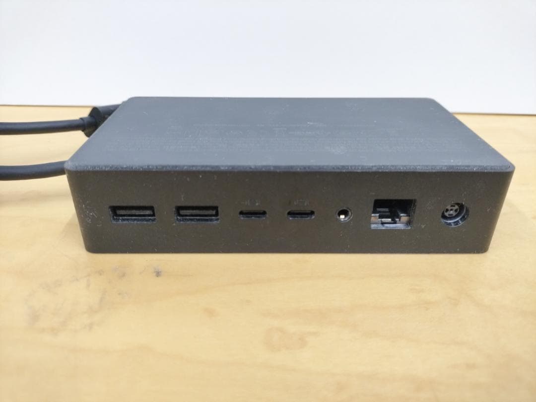 PCケーブル・コネクタ Microsoft Surface Dock 2