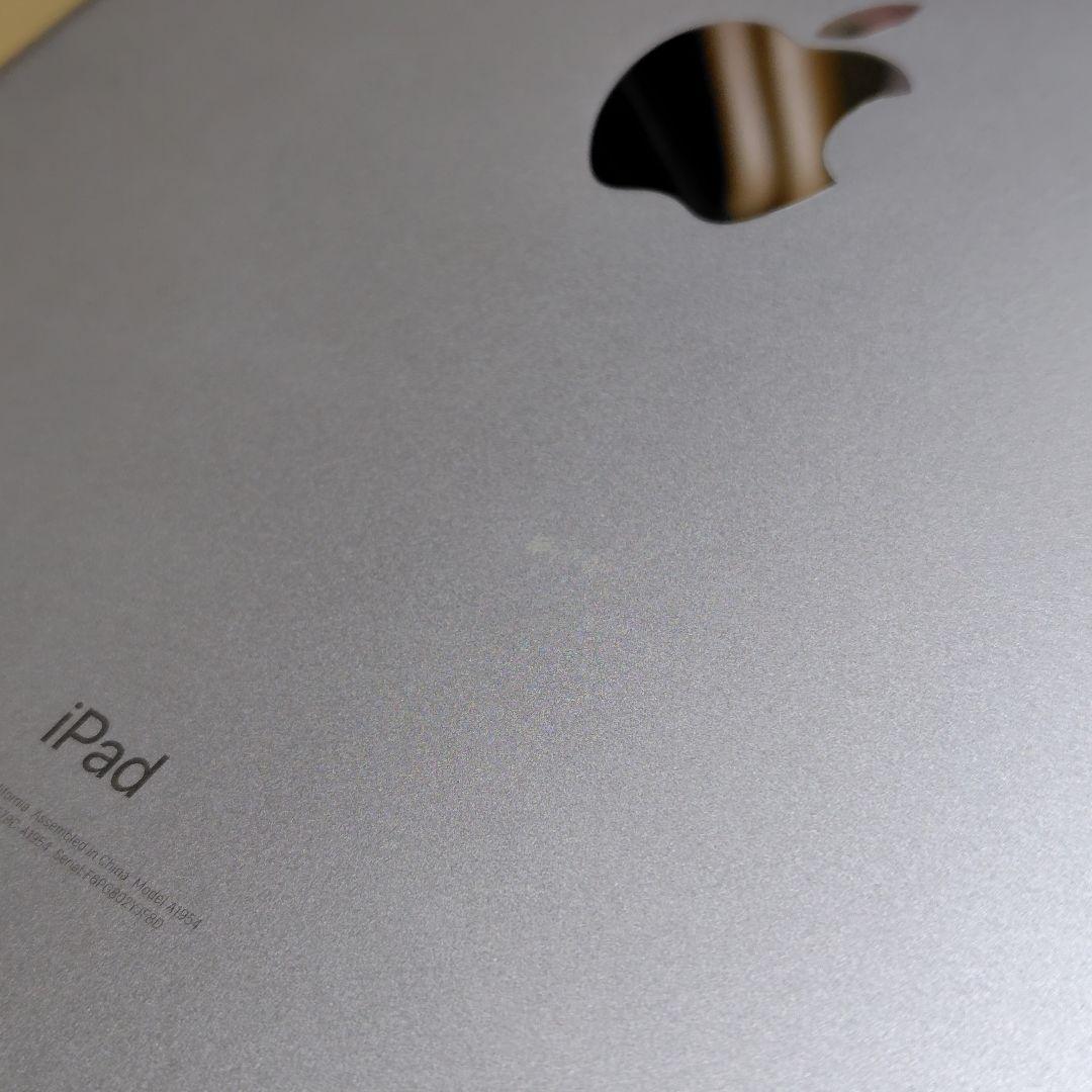 Apple iPad 第6世代 シルバー