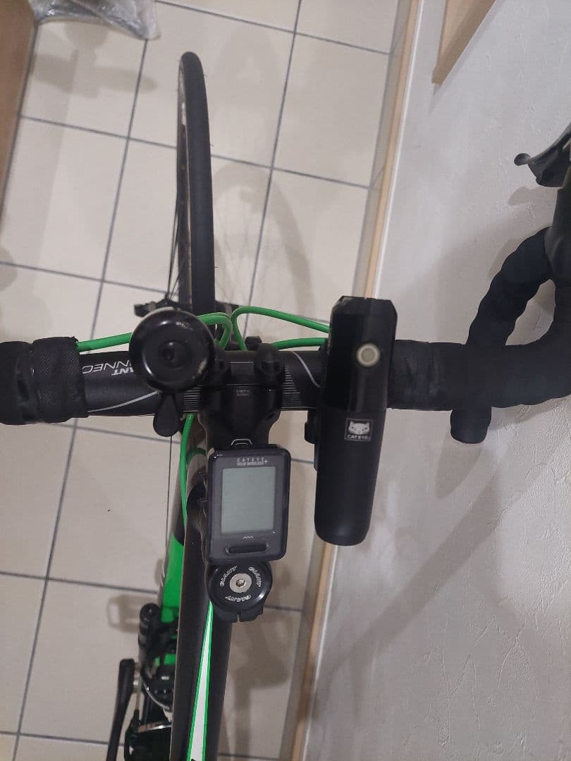 GIANT 「ジャイアント」 CONTEND ロードバイク アルミ　空気入れ