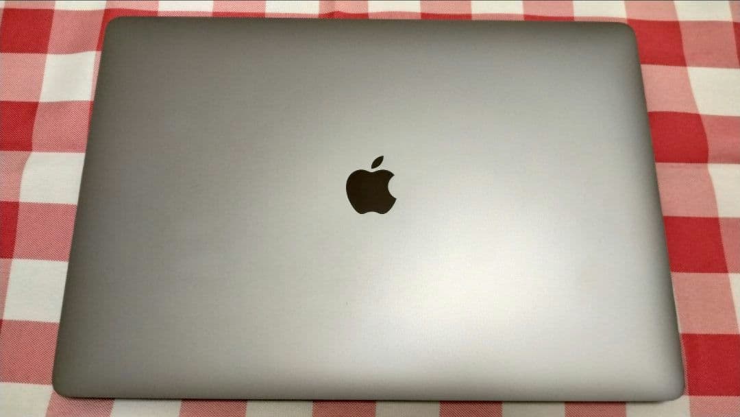 MacBook本体 MacBook Pro 16inch 8C i9 1TB 32GB