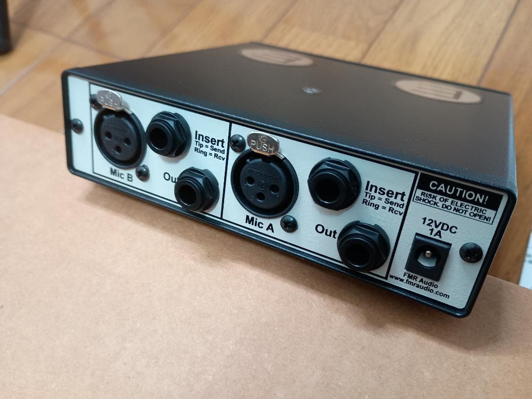 FMR Audio RNP8380 （EE）高級ステレオマイクプリアンプ