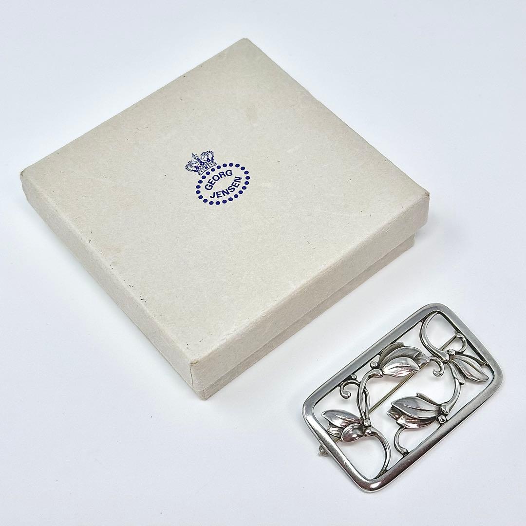   295 シルバー　ブローチ　フラワー　925