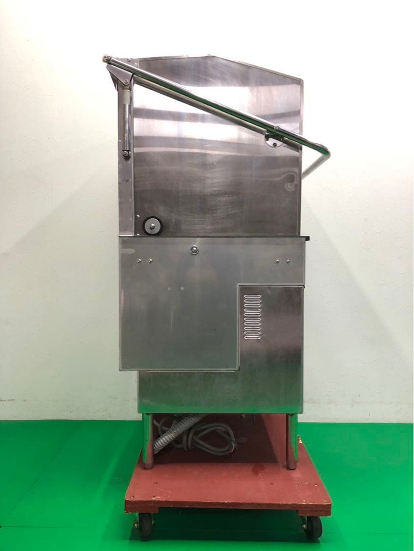 ☆地域限定送料無料☆工場整備品☆日洗　食器洗浄機　SD-82EA6 業務用