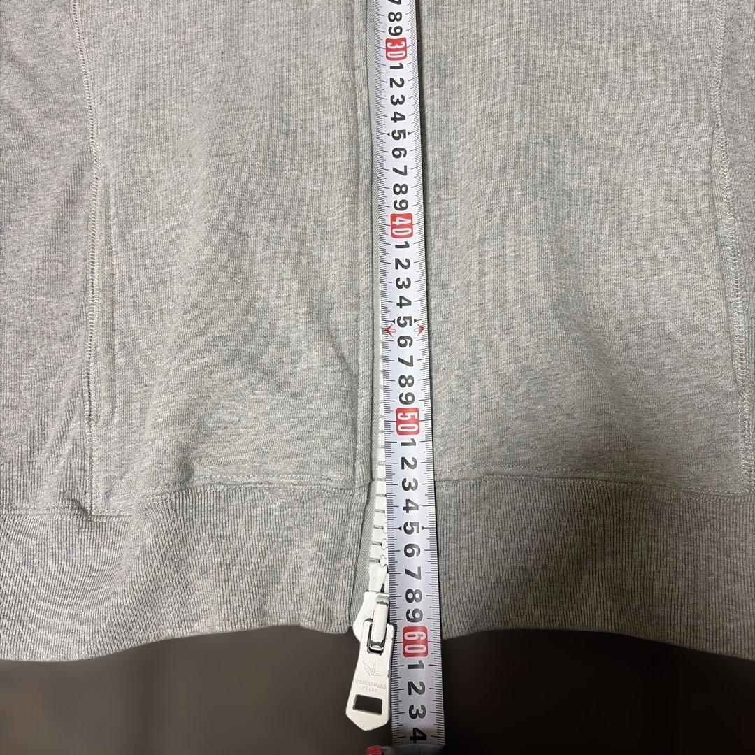 1PIU1UGUAALE3 パーカー