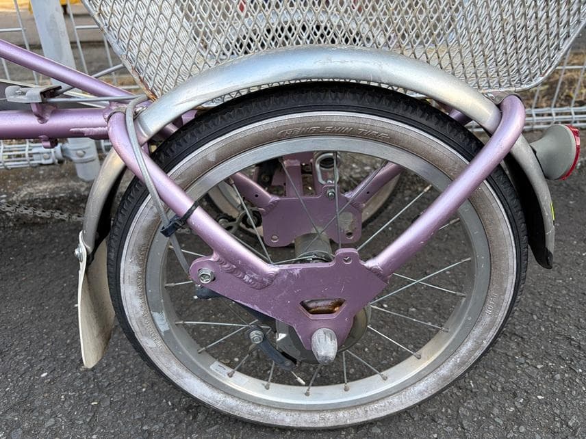 ブリジストンワゴン-大人用3輪自転車-手渡しのみでお願いします。