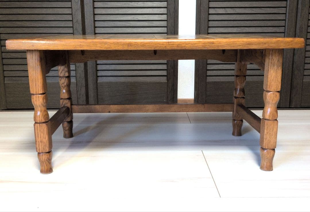 ルーマニア製　オールドビンテージ　ネストテーブル タイルトップ ヨーロピアン