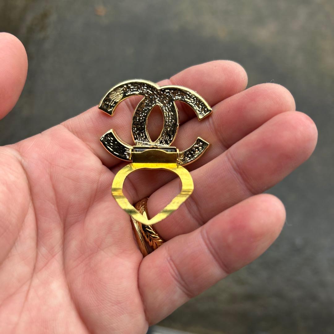 CHANEL ゴールド ダブルCロゴ ブローチ　刻印なし