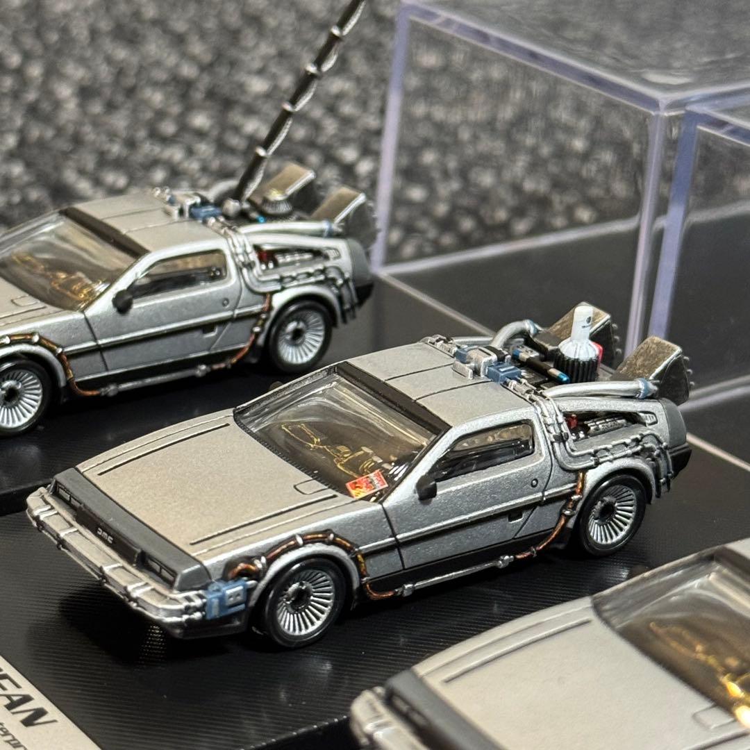 キャラウィール デロリアン Ⅰ、Ⅱ、Ⅲカスタム品 & ケース Brahim