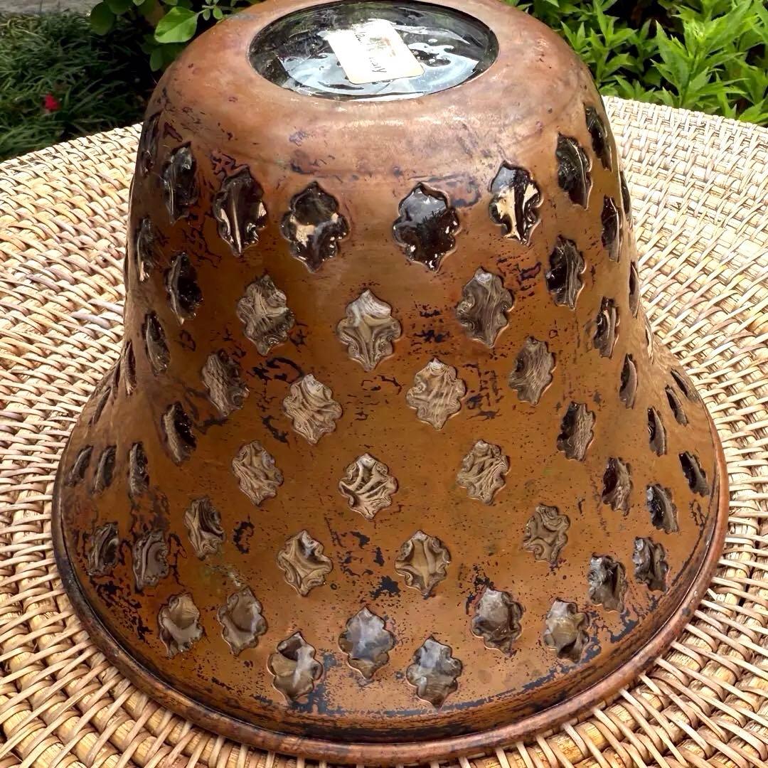 イタリアの素敵なヴィンテージ　ガラス製　カットアウトボウル