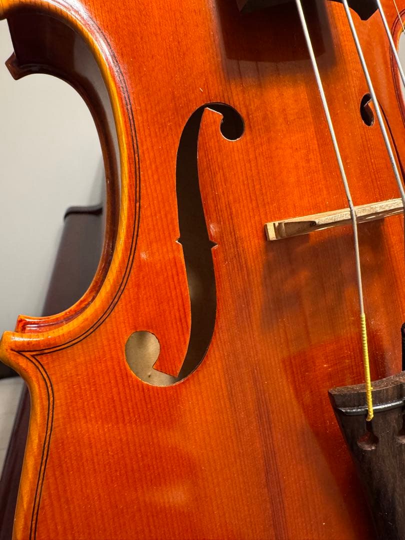 バイオリンと弓のセット　ケース付き