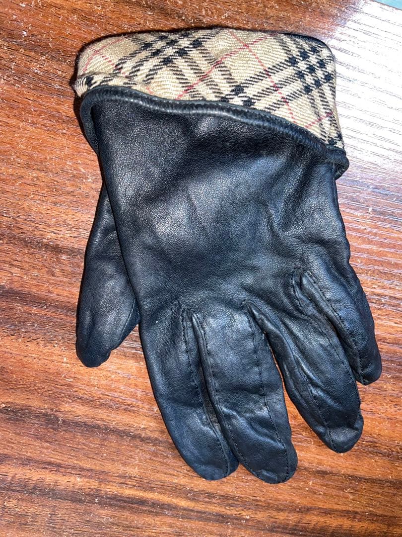 BURBERRYレザー手袋　Burberry バーバリー
