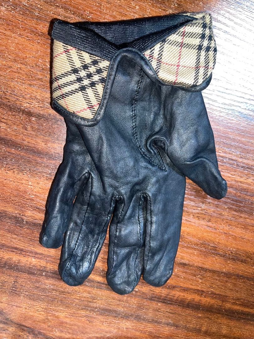 BURBERRYレザー手袋　Burberry バーバリー