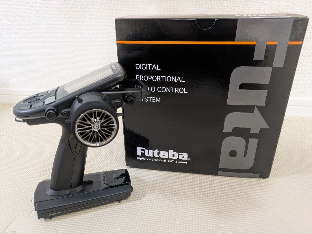 Futaba T6PV 送信機 受信機セット電動カー用 液晶保護シール貼付済み