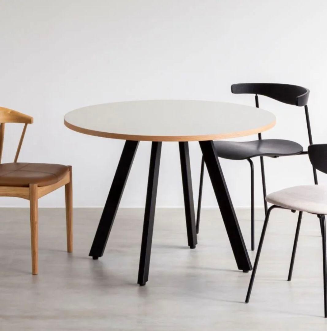 THE CAFE TABLE Black Steel 4pin × ラウンド