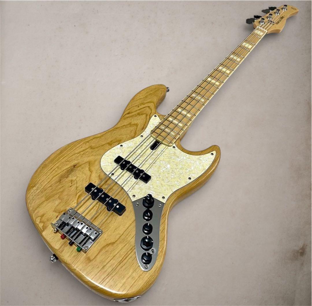 ベース Sire V7 Ash 4st Natural