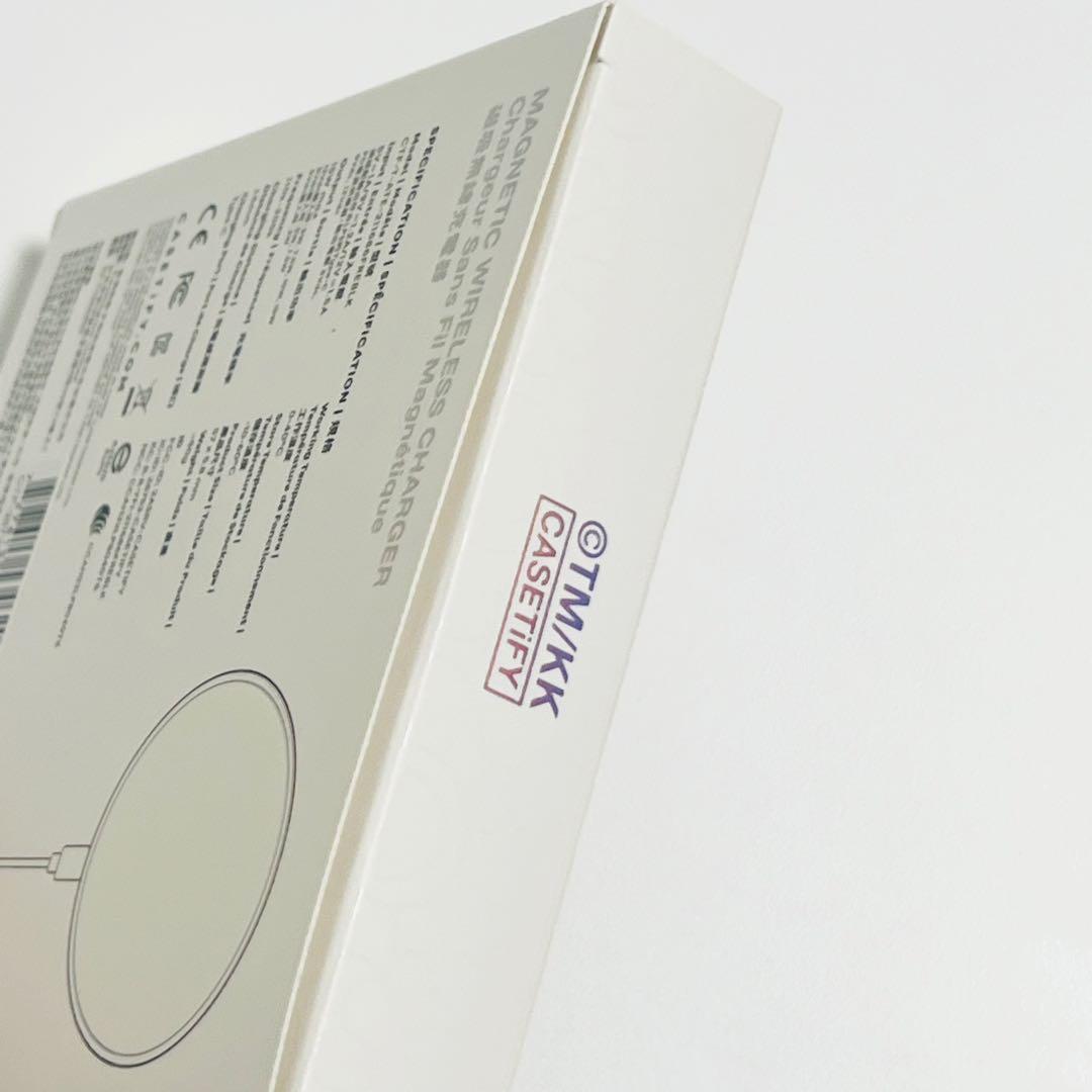 限定品村上隆 × CASETiFYフラワーレインボーマグネット式ワイヤレス充電器