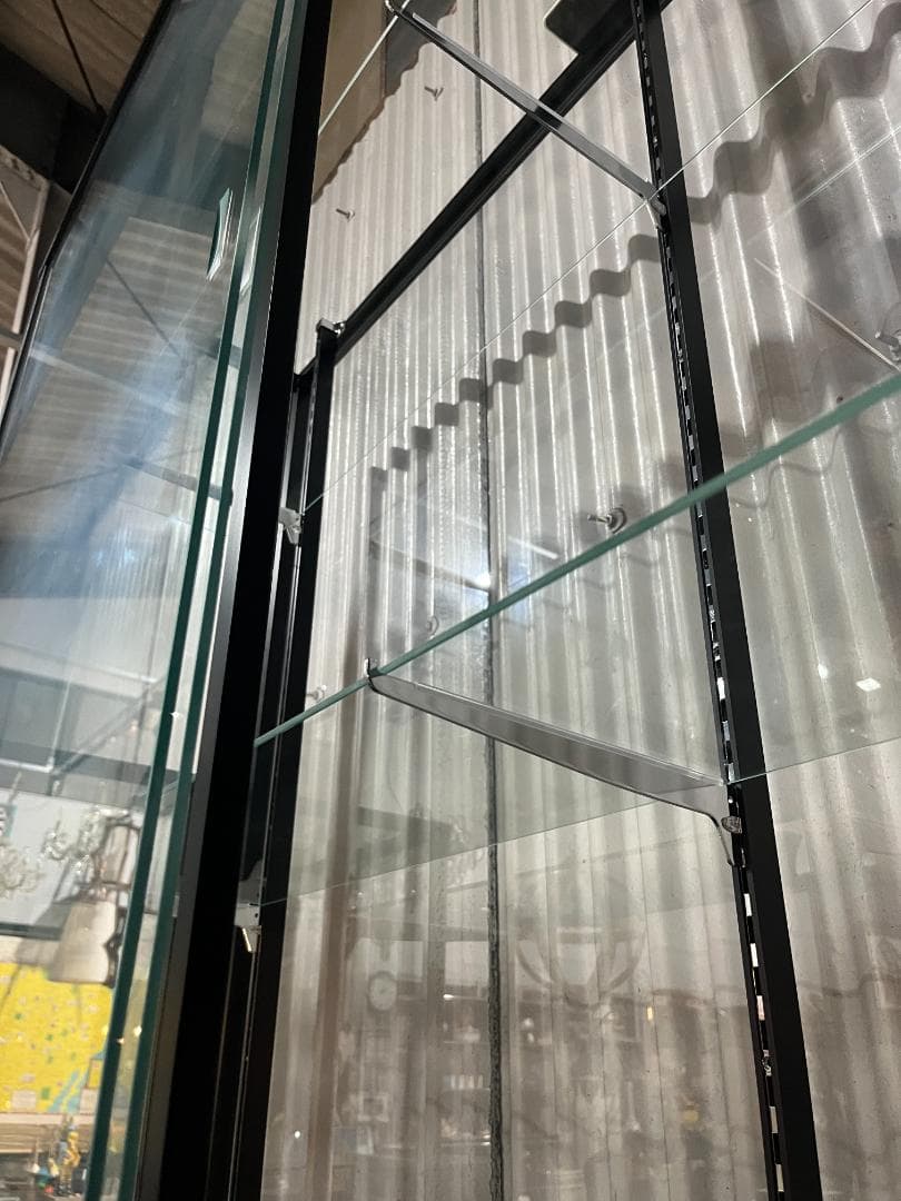 【引き取り限定③】ガラス棚 / ショーケース