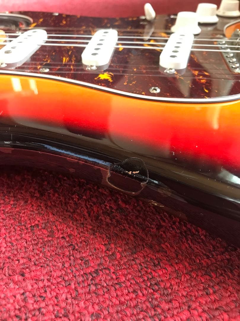 エレキギター  FOUNDER　ストラトタイプ