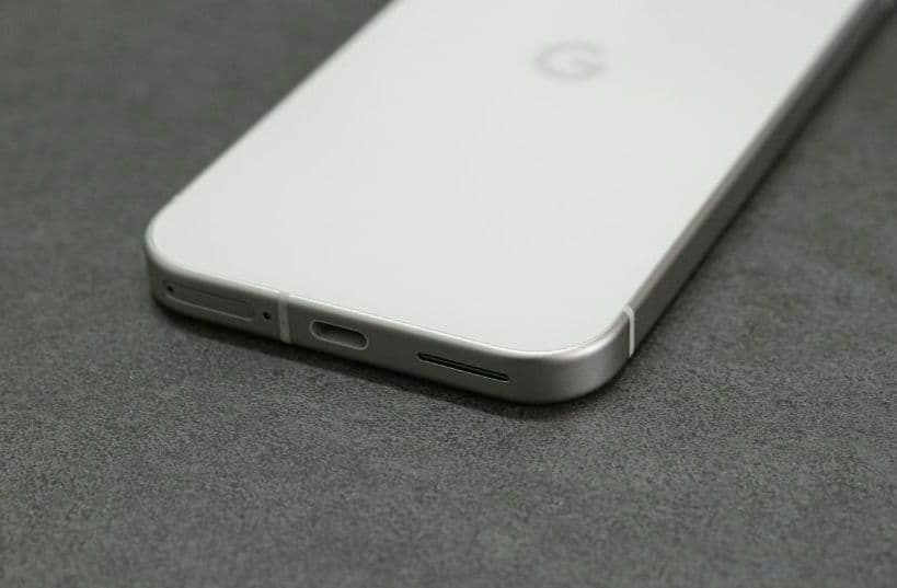 【美品】Google Pixel 9 128GB Porcelain 本体