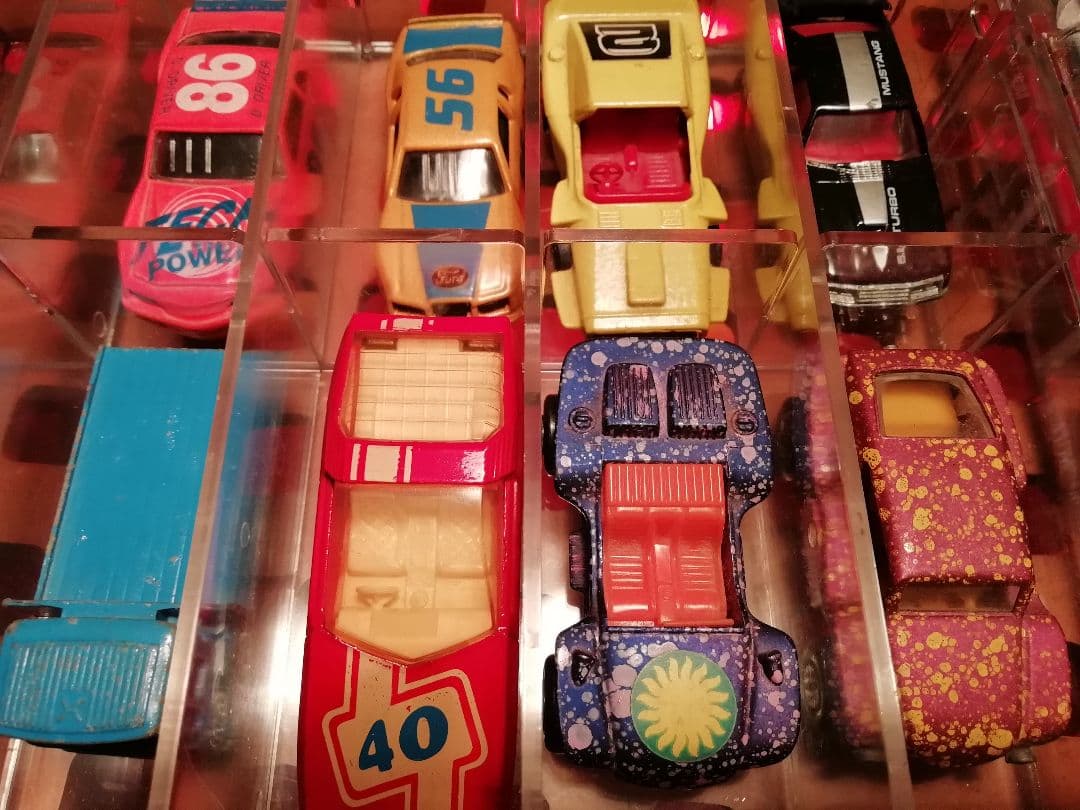 TOMICA トミカ マッチボックス Match BOXなど　アクリルケース付