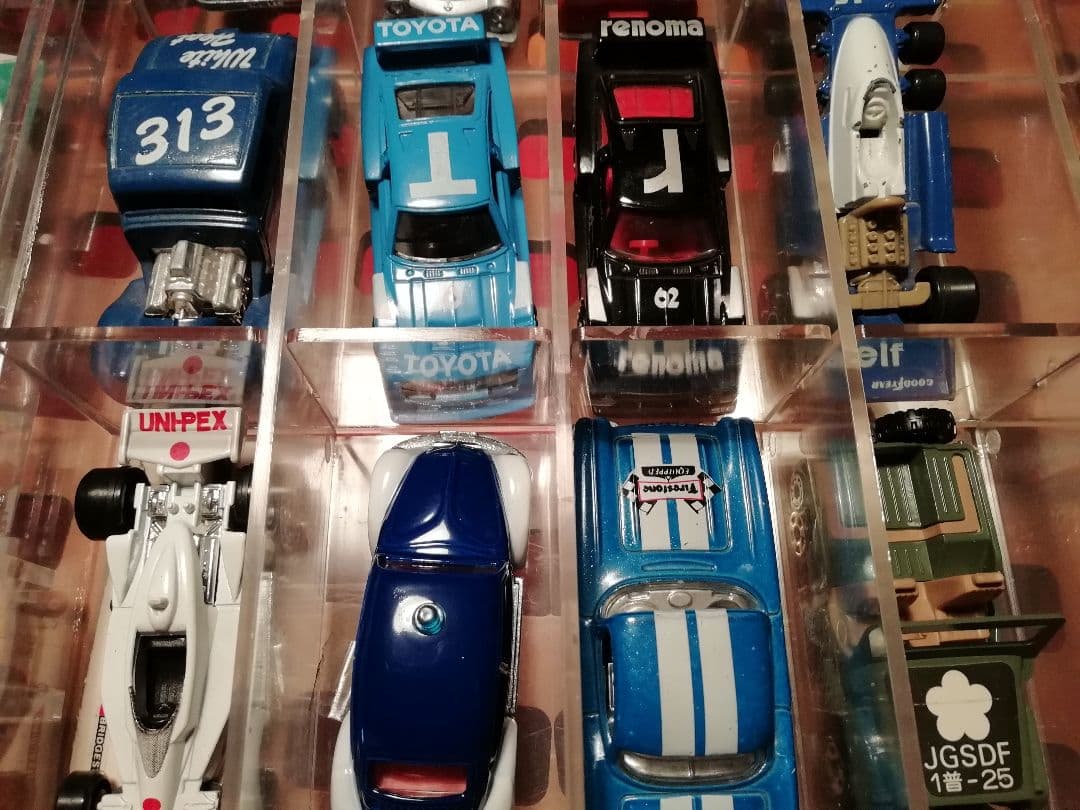TOMICA トミカ マッチボックス Match BOXなど　アクリルケース付