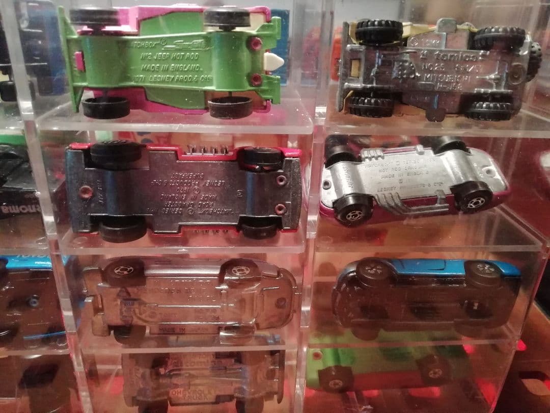 TOMICA トミカ マッチボックス Match BOXなど　アクリルケース付