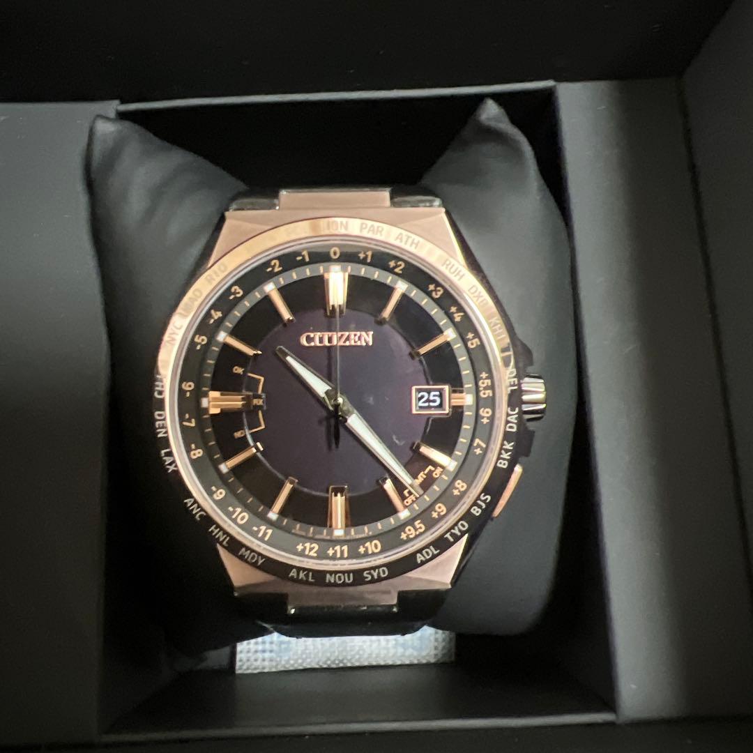 【美品】CITIZEN アテッサ ソーラー電波時計　CB0217-04E