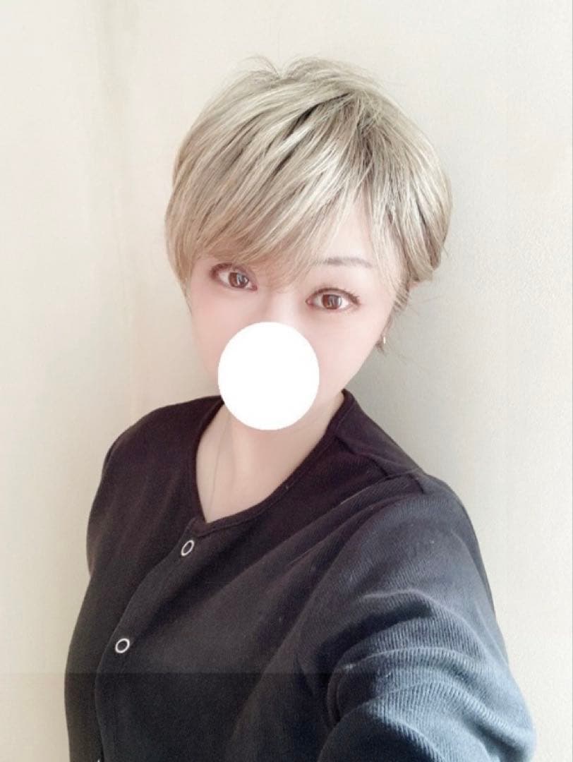 ひとみ　マリブ　ショート　ブロンドグラデーションカラー