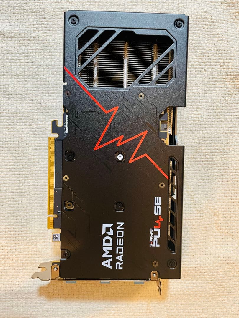 グラフィックボード・グラボ・ビデオカード Sapphire PULSE SE Radeon RX 9060 XT 16GB