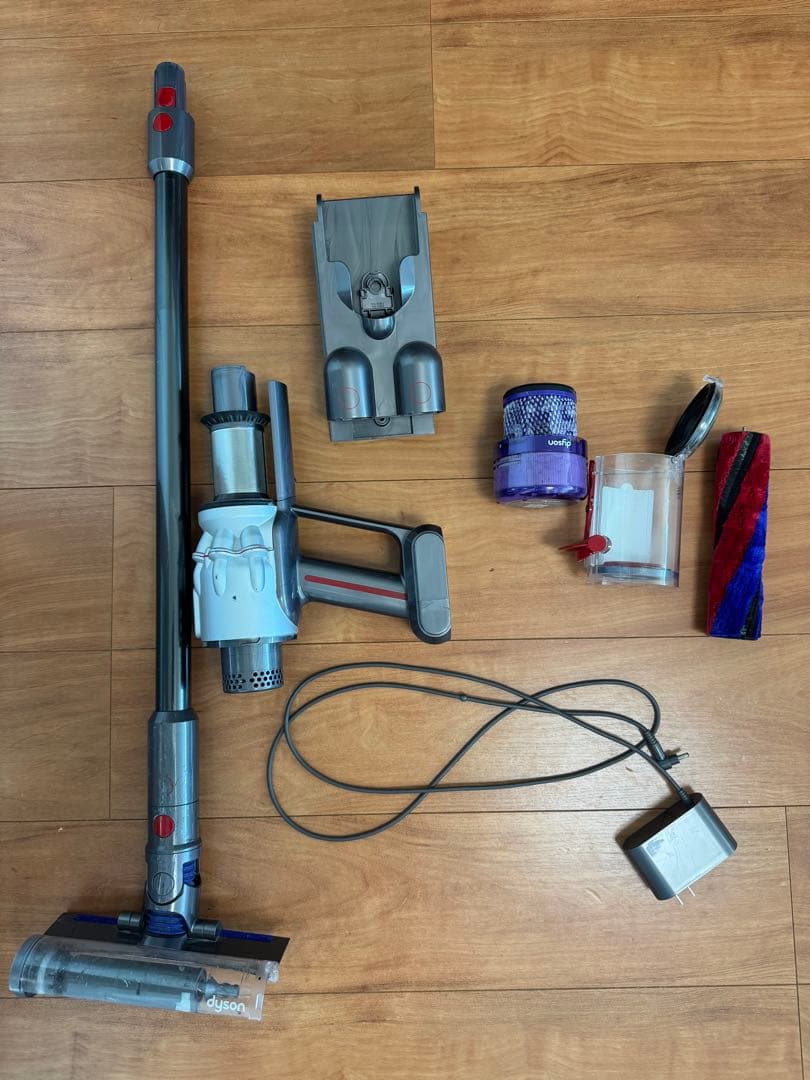 【動作問題なし】コードレス掃除機　ダイソン　Dyson SV21