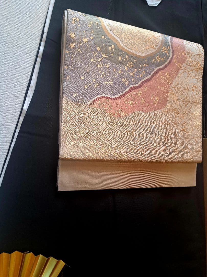 未使用❇️豪華総刺繍黒留袖　スワトウ刺繍、相良刺繍　 比翼仕立て　フルセット