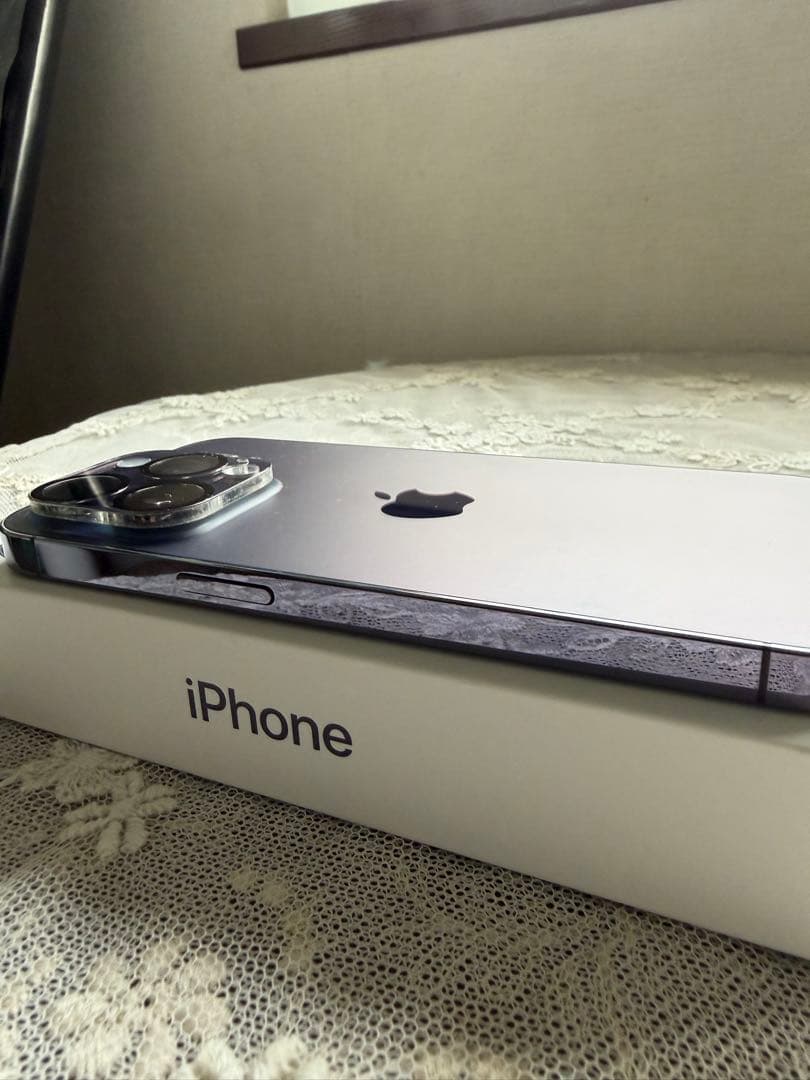 美品！Apple iPhone 14 Pro ディープパープル 本体　256G