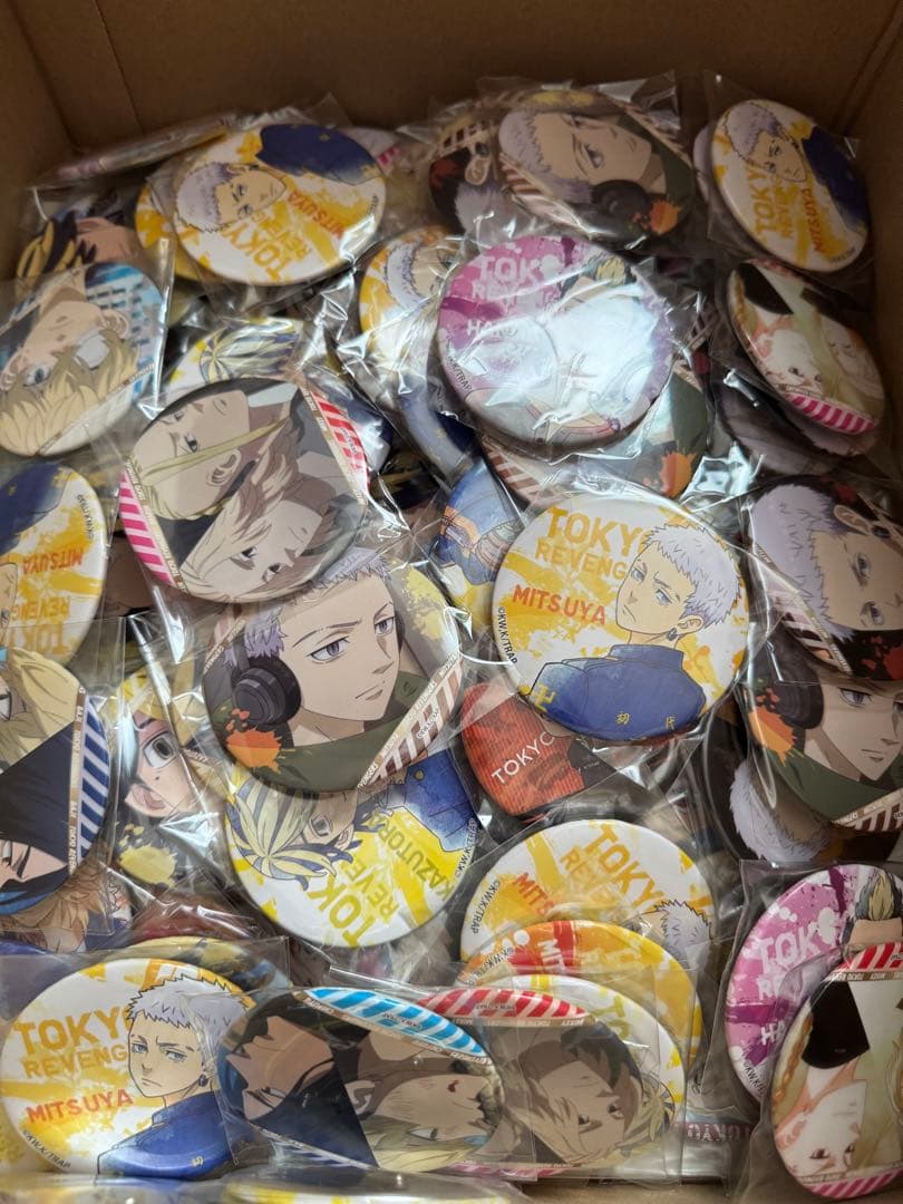 3日間限定半額セール！！！グッズ　大量　缶バッジ多め　100点以上　早いもの勝ち