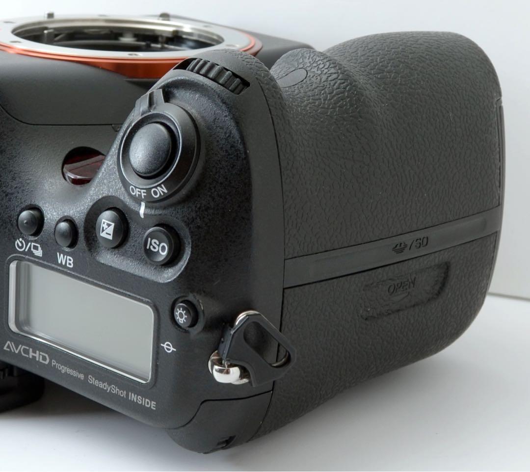 専用★S数約3500回！SONY α99★美品★純正ストラップ付き