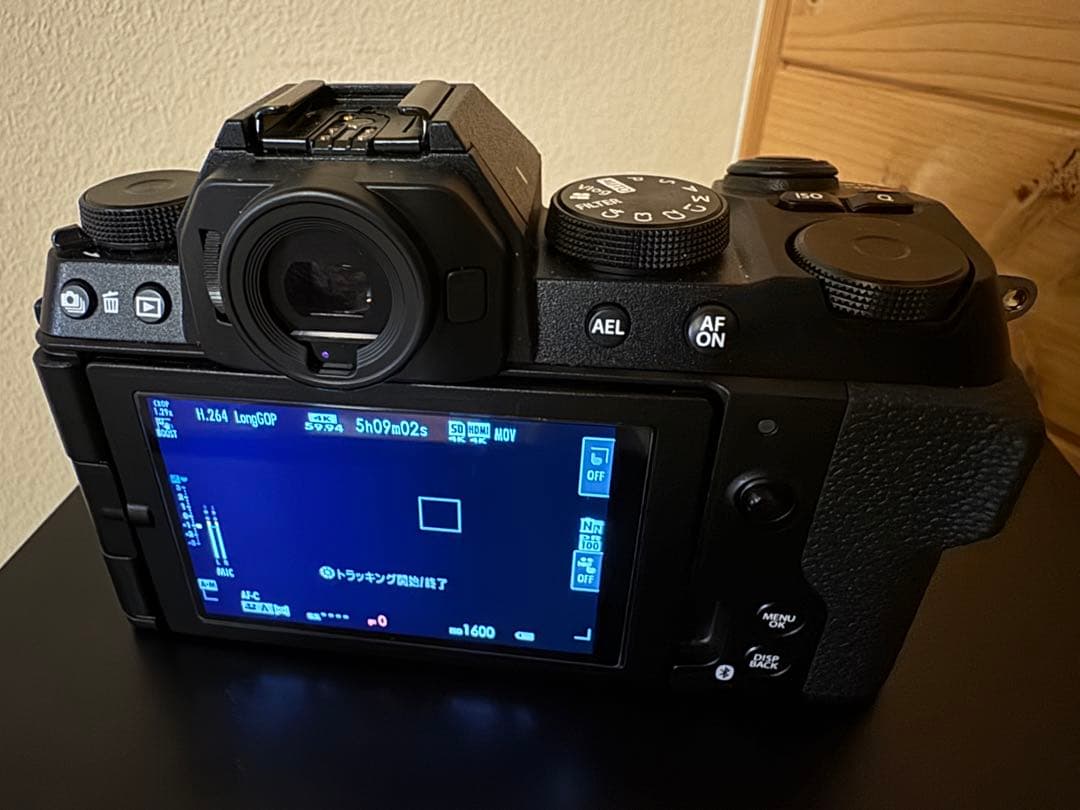 美品FUJIFILM X-S20 本体、非純正バッテリー2個＋チャージャー