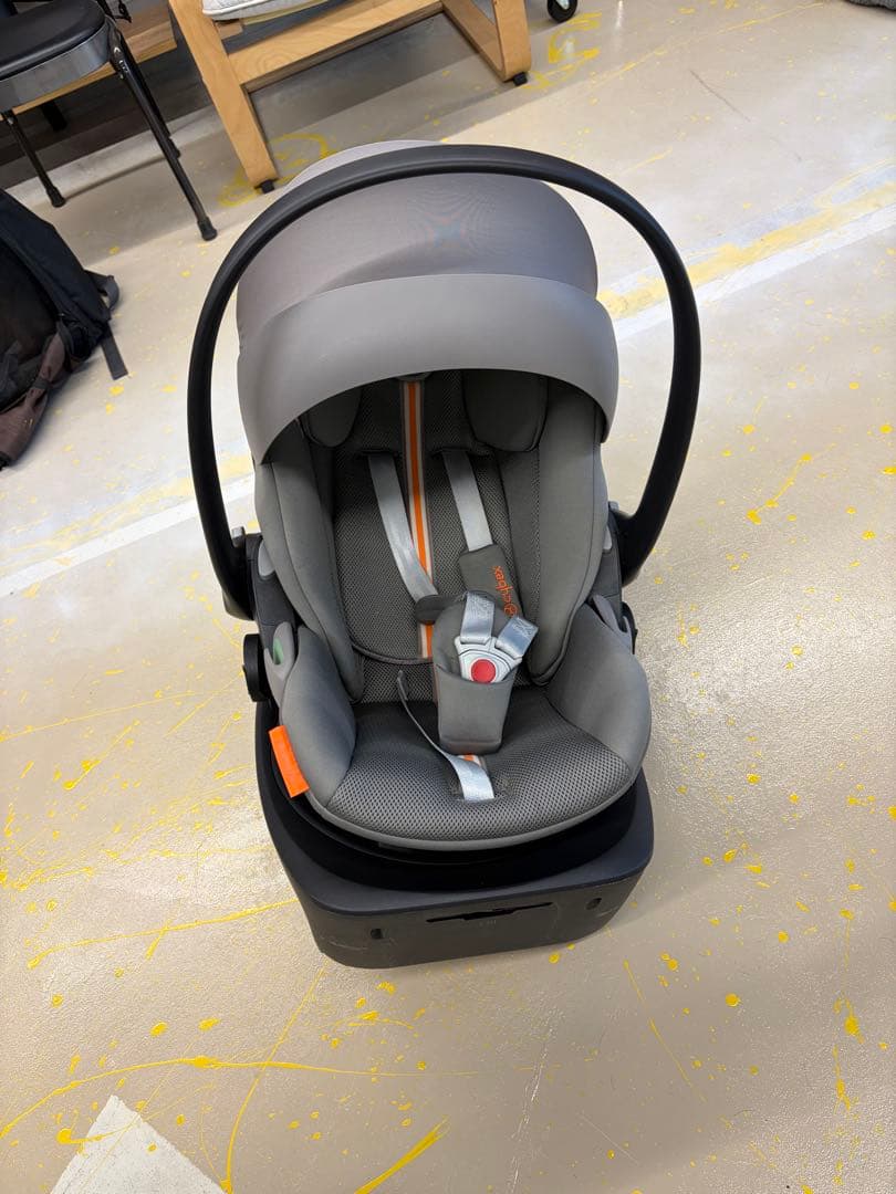 お値下げ不可CYBEXサイベックス　ベースG＆クラウドG i-sizeセット