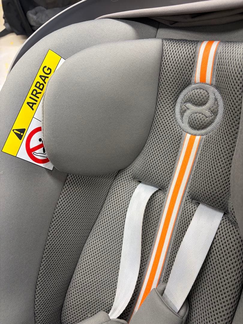 お値下げ不可CYBEXサイベックス　ベースG＆クラウドG i-sizeセット